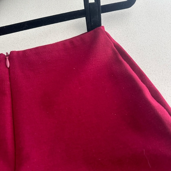 TOBI Kylie Bodycon Set in Wine - Picture 6 of 8